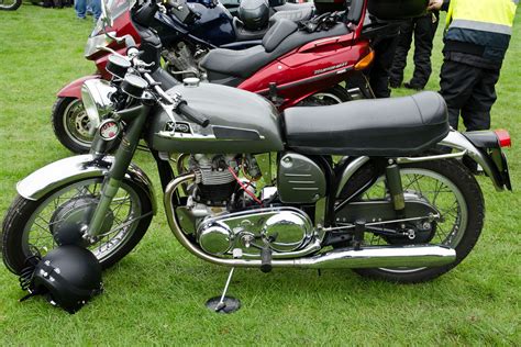norton dominator 650ss 1968 vale royal classic car show … flickr
