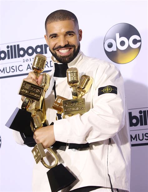 billboard music awards winners 2017 is drake s year with a record 13 wins