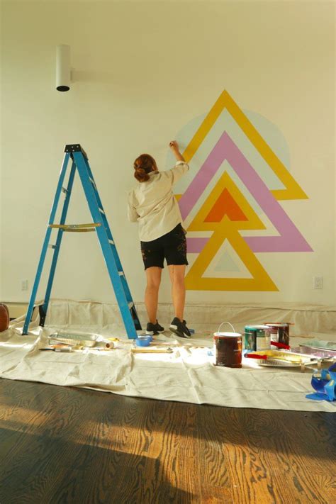 1 Famous Street Artist Reveals How To Create A Geometric Mural In Your