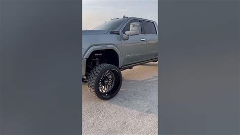 2024 Gmc 2500hd With A 7 9” Mcgaughys Suspension Lift And Mcgaughys
