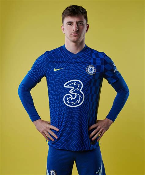 Official Chelsea Unveil New 202122 Home Kit