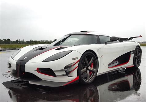 Koenigsegg One1 Painted In White W Exposed Carbon Fiber And Red
