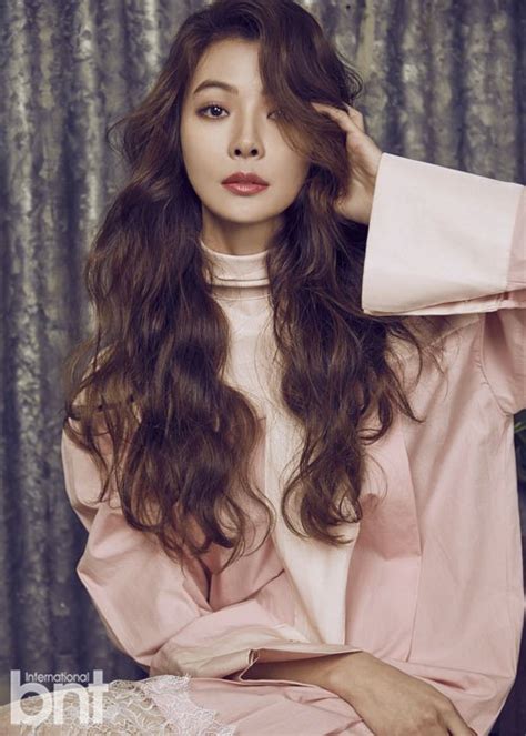 Actress Yun SoY Released Pictures Magazine Bnt WoW Korea