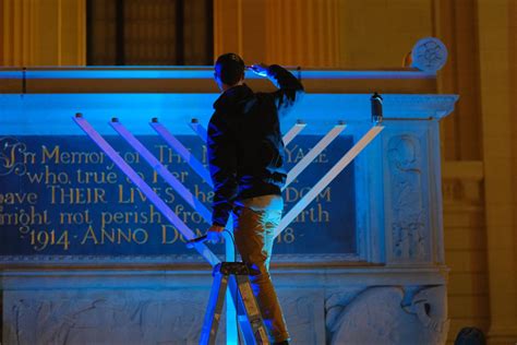 Chabad At Yale Holds Menorah Lighting Yale Daily News