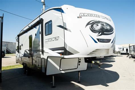 2022 Arctic Wolf 3550 Suite Series Limited Fifth Wheel Couples Model