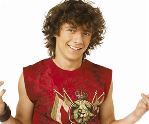 This Is What Logan From ‘zoey 101 Looks Like Now