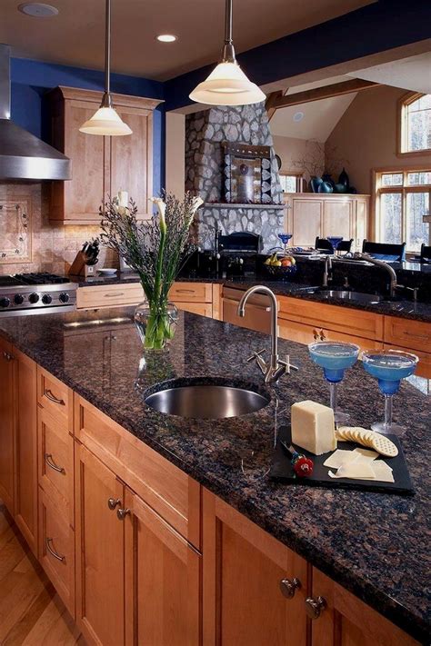 20 Cabinet Colors With Black Countertops