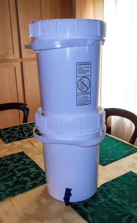 15 Homemade Diy Water Filter To Clean Water Anywhere Diy Water Water