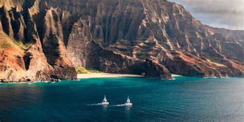 Blue Dolphin Kauai Niihau And Napali Coast Boat Tours