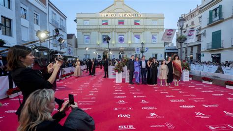 el festival de málaga celebra que el cine y las series españolas estén de moda