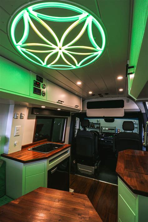 Dalight Ship Freedom Vans Van Life Diy Van Conversion Interior