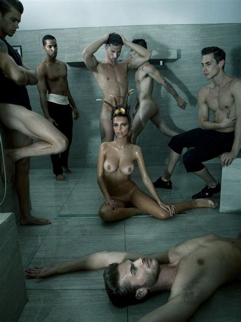 Emily Ratajkowski Naked The Fappening Leaked Photos