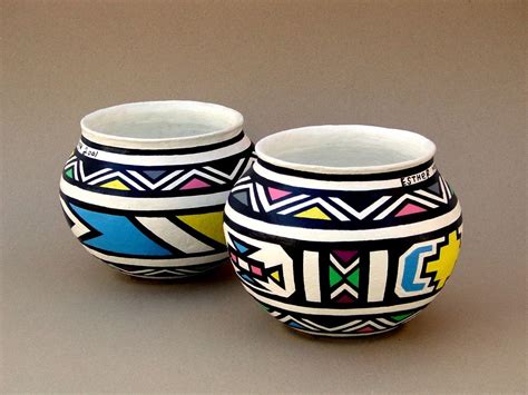 African Pottery Native American Pottery Painted Pots Diy Painted