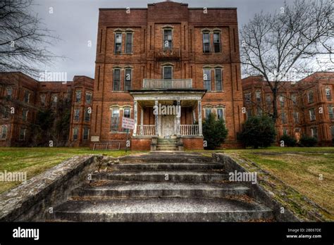 Abandoned Milledgeville Central State Hospital In Georgia Stock Photo Alamy
