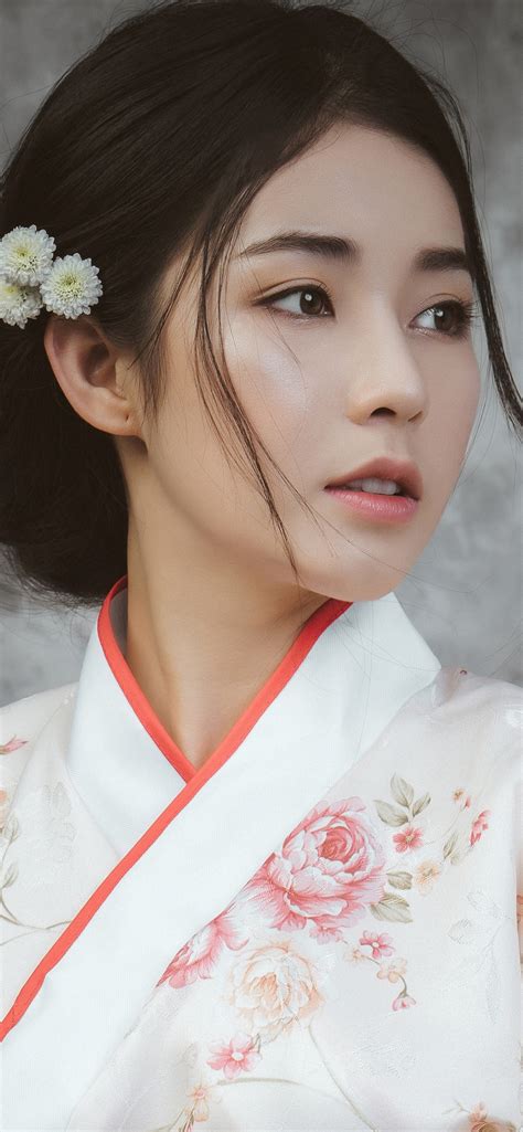 Schönes japanisches Mädchen junge Frau Kimono x iPhone Pro XS Max Hintergrundbilder