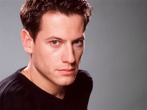 Check out full gallery with 19 pictures of ioan gruffudd. Wallpaper : ioan gruffudd, male, brown eyed, look, actor ...