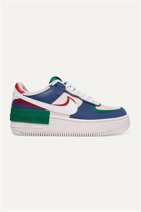 Nike's new pastel collection is perfect for summer days: منحنى الشواء البقاء nike air force 1 pastel ...