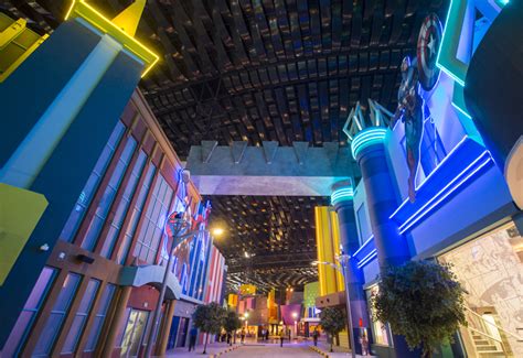In Pictures Worlds Largest Indoor Theme Park Opens In Dubai Middle