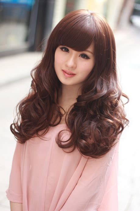 Korean Curly Hairstyle