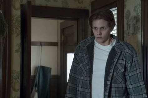 Castle Rock Season 3 Renewed Or Cancelled Everything Fans Should Know