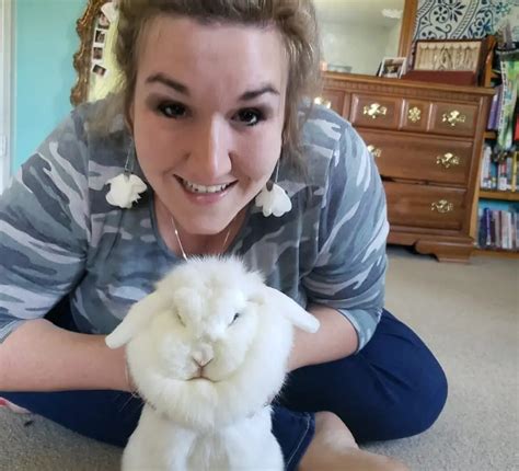 About Laura Pierce Of Rabbit Informer
