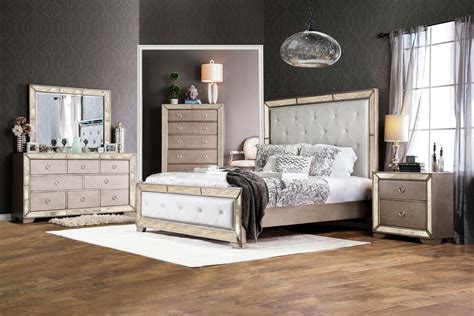 Loraine Bedroom Set In Glam Champagne And Tufted Headboard