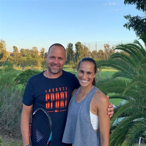 ► daria kasatkina speaks about her coach ► daria kasatkina tried describing her partnership with coach philippe dehaes and the young russian st. Monica Puig schnappt sich den Ex-Kasatkina-Coach ...