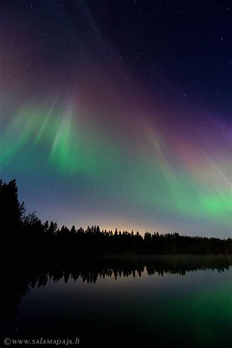 Solar Storms Ignite Awesome Auroras Aurora Borealis Northern Lights
