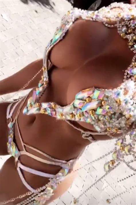 Usain Bolt Girlfriend Kasi Bennett Sparks Frenzy In Boob Baring Carnival Costume Celebrity