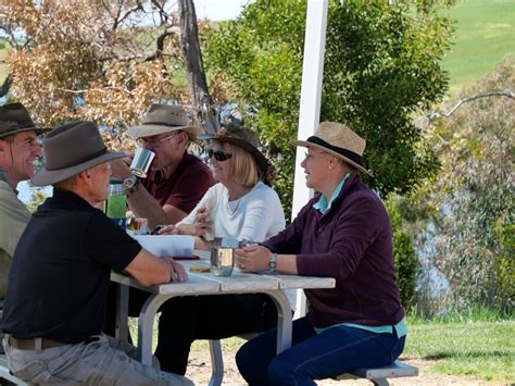 7 Summer Picnics In The Macedon Ranges Best Places To Have Picnics