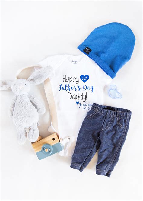 Father's day is quickly approaching, which means we have to start figuring out what we. Baby Boy Onesie First Fathers Day Fathers Day Gift from ...