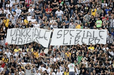 Brescia sorge nell'alta pianura padana allo sbocco della val trompia, ai piedi del monte maddalena e del colle cidneo. Juventus, Daspo per il tifoso che ha esposto lo striscione ...