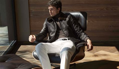 What To Wear With A Leather Jacket 5 Modern Looks For Men