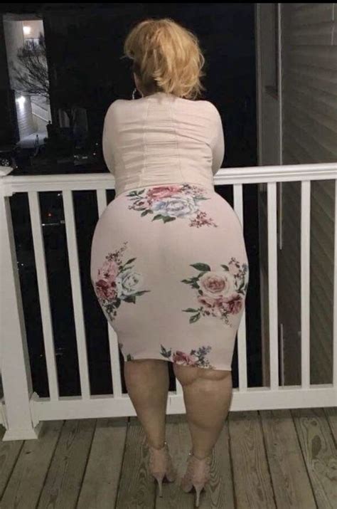 Girl With Very Big Ass And Wide Hips Com Sexiz Pix
