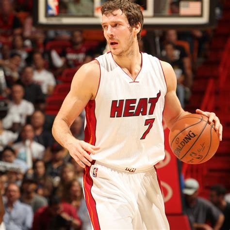 Goran Dragic Re Signs With Heat Latest Contract Details Comments And