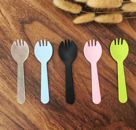 Disposable Fork And Spoon Plastic Disposable Tableware Cake Fork