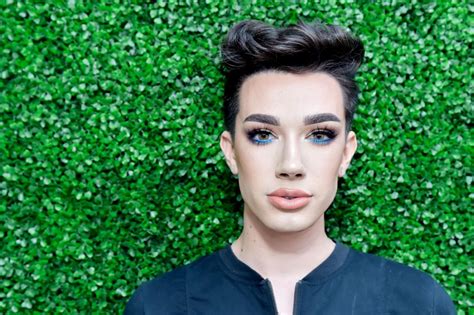 Youtube Star James Charles What Is The Vloggers Net Worth