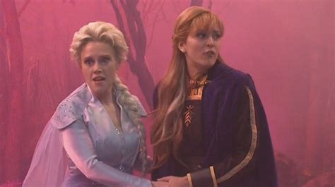 Snl Spoofs Frozen With Nsfw Musical Numbers