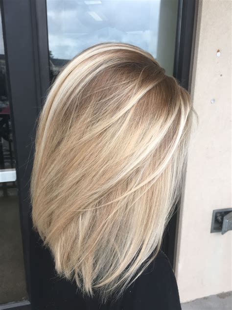 20 shadow root with highlights fashion style