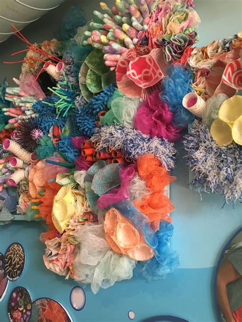 Sea anemone, starfish, coral reef, ocean creatures and more! DIY coral reef project displayed at marbles kids museum | Coral art, Coral reef art, Ocean crafts