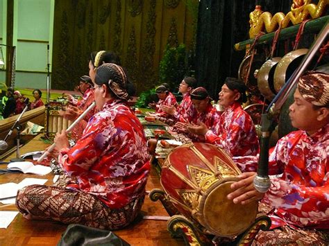 癒しと調和の音色、伝統音楽 ジャワガムラン の魅力（インドネシア） サライjp｜小学館の雑誌『サライ』公式サイト