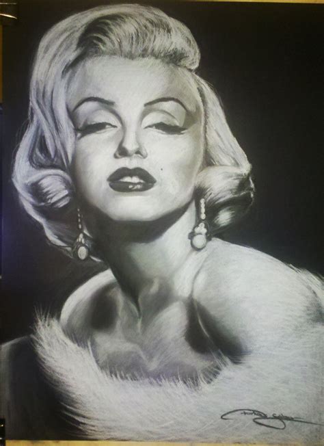 46 Marilyn Monroe Gangster Wallpaper On Wallpapersafari