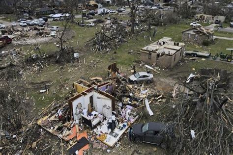 Death Toll Tops 26 As Tornadoes Hit Us Midwest And South Trendradars Uk