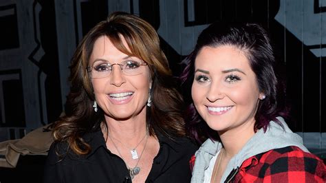 Sarah Palins Daughter Willow Palin Welcomes Twin Girls See The Photo