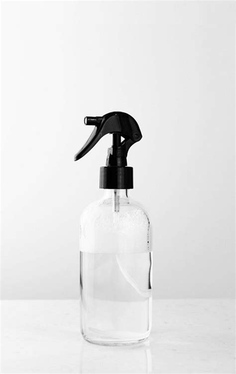Apothecary Glass Mist Spray Bottle With Black Mist Nozzle Rail19