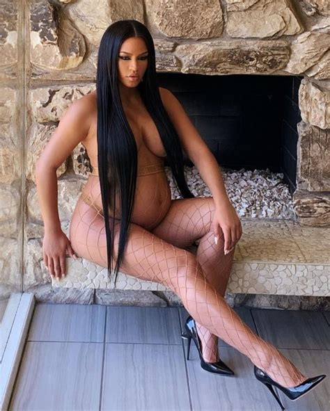 Cassie Ventura Nude And Leaked Photos The Fappening