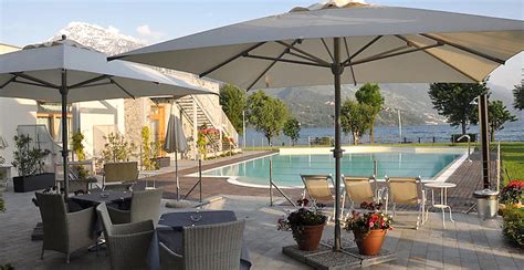 See 21 authoritative translations of comer in english with example sentences, conjugations and audio pronunciations. Comer See - Hotel - Lago di Como