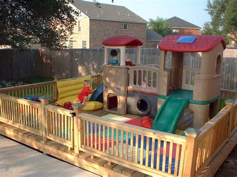 30 Awesome Small Backyard Playground Landscaping Ideas