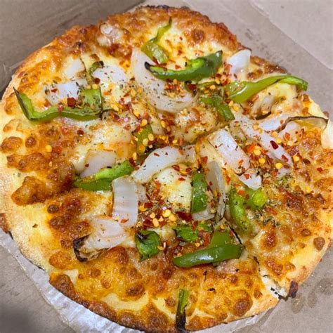 Dominos Veg Pizza Veg Pizza Pizza Onion Pizza