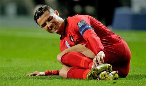 Cristiano Ronaldo Injury Juventus Star Hurt Playing For Portugal
